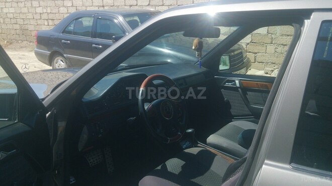 Mercedes E 200 1992, 566,000 km - 0.2 l - Bakı