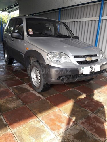 Chevrolet Niva 2009, 89,000 km - 1.7 l - Sumqayıt
