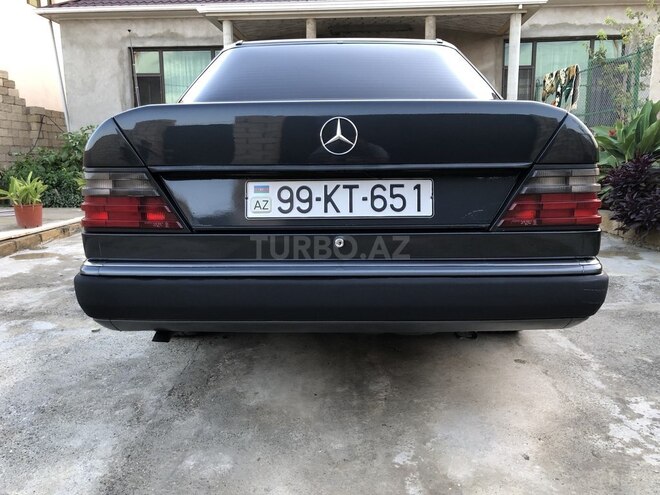 Mercedes E 200 1990, 281,000 km - 2.0 l - Bakı