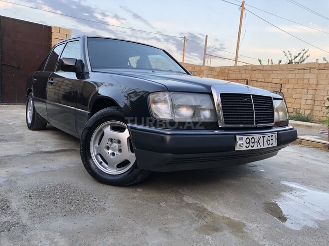 Mercedes E 200 1990, 281,000 km - 2.0 l - Bakı