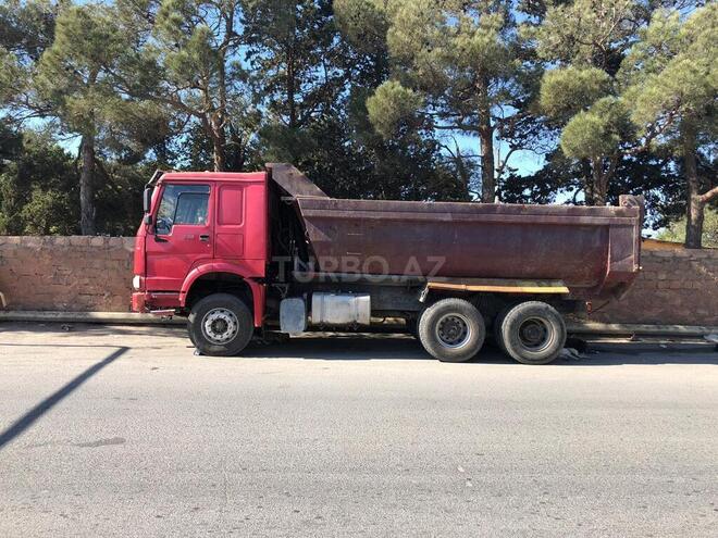 HOWO Sinotruk 2010, 270,000 km - 10.0 l - Bakı