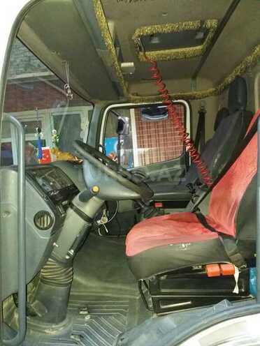 Mercedes Atego 815 2000, 566,000 km - 4.2 л - Masallı