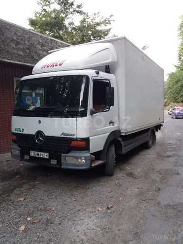 Mercedes Atego 815 2000, 566,000 km - 4.2 л - Masallı