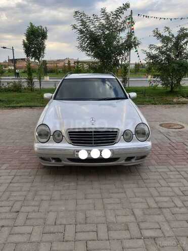 Mercedes E 220 2000, 281,000 km - 2.2 л - Sumqayıt