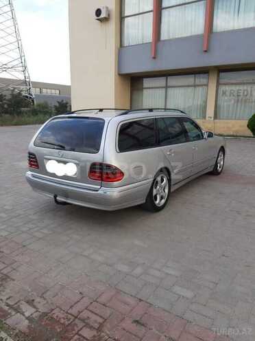 Mercedes E 220 2000, 281,000 km - 2.2 л - Sumqayıt