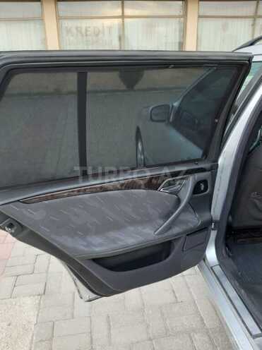 Mercedes E 220 2000, 281,000 km - 2.2 л - Sumqayıt