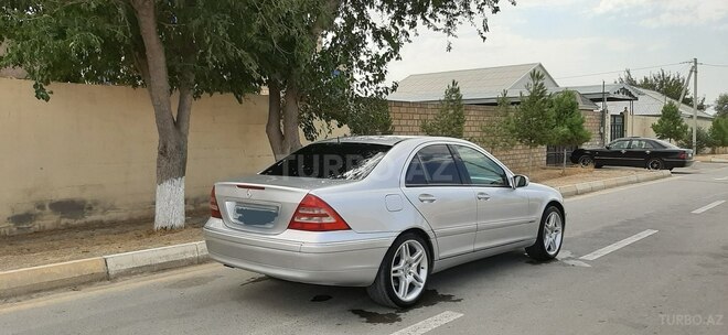 Mercedes C 240 2000, 397,000 km - 2.6 л - Şirvan