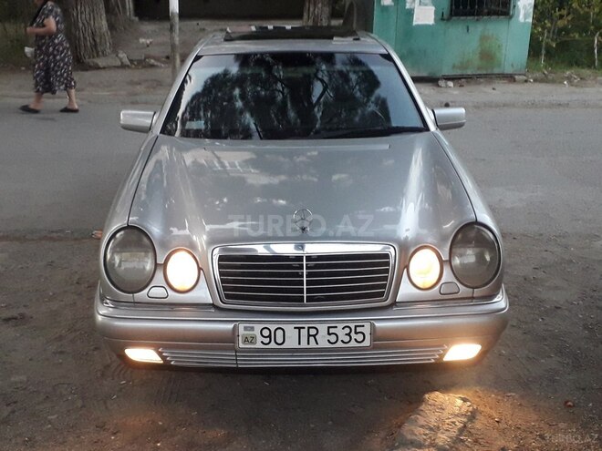 Mercedes E 230 1996, 295,000 km - 2.3 l - Sumqayıt