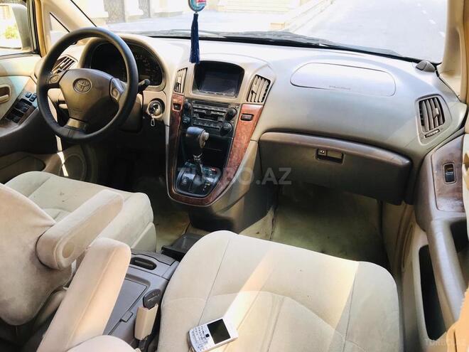 Toyota Harrier 2002, 278,000 km - 2.2 l - Bakı