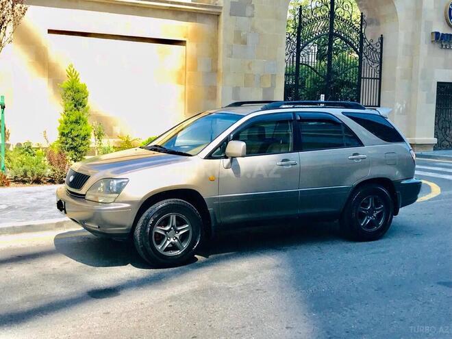 Toyota Harrier 2002, 278,000 km - 2.2 l - Bakı