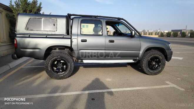 Toyota Hilux 2004, 96,037 km - 2.5 l - Bakı