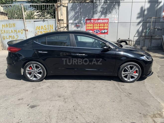 Hyundai Elantra 2017, 24,044 km - 2.0 l - Bakı
