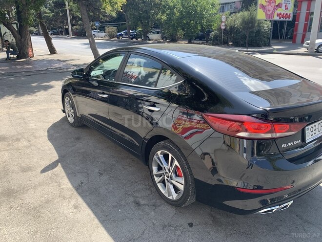 Hyundai Elantra 2017, 24,044 km - 2.0 l - Bakı