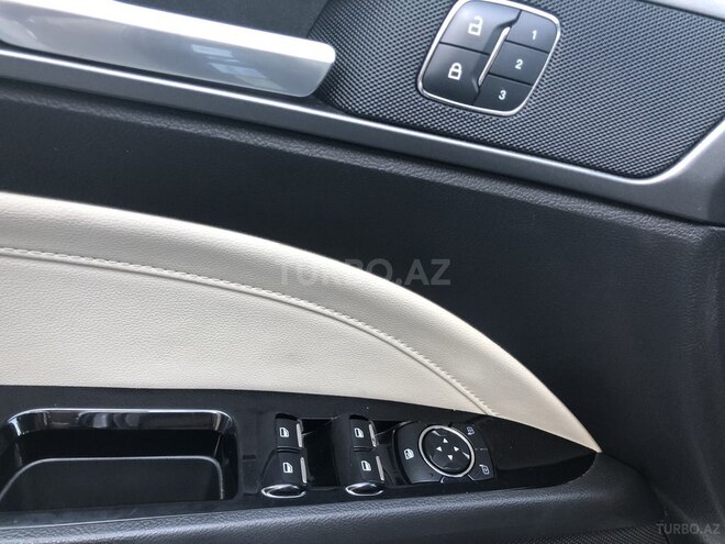 Ford Fusion 2017, 29,000 km - 2.0 л - Bakı