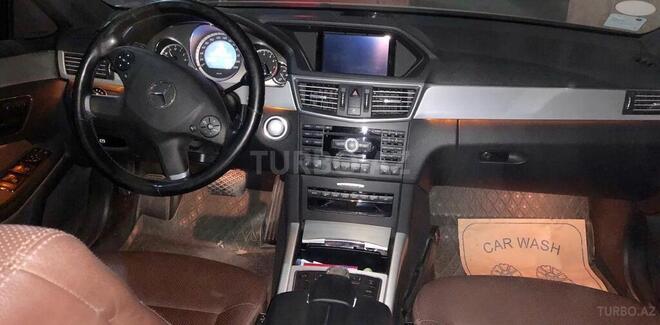 Mercedes E 350 2009, 118,000 km - 3.5 l - Bakı