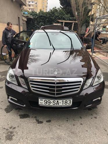 Mercedes E 350 2009, 118,000 km - 3.5 l - Bakı