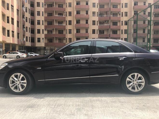 Mercedes E 350 2009, 118,000 km - 3.5 l - Bakı