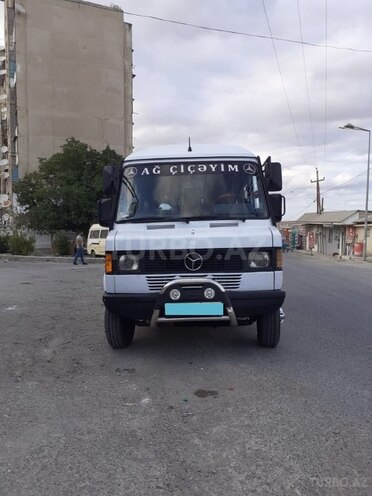 Mercedes 208 D 1994, 234,567 km - 2.5 l - Bakı