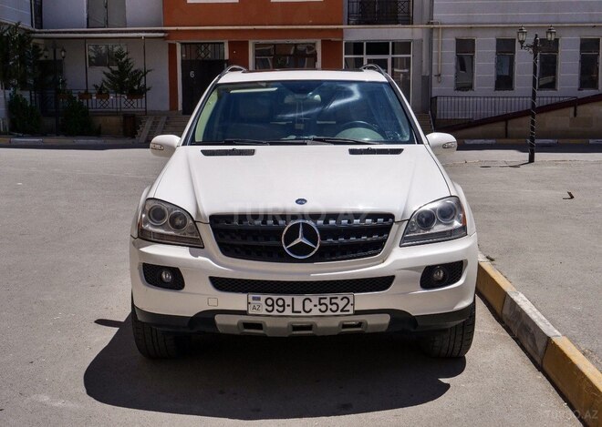Mercedes ML 350 2005, 305,000 km - 3.5 l - Bakı