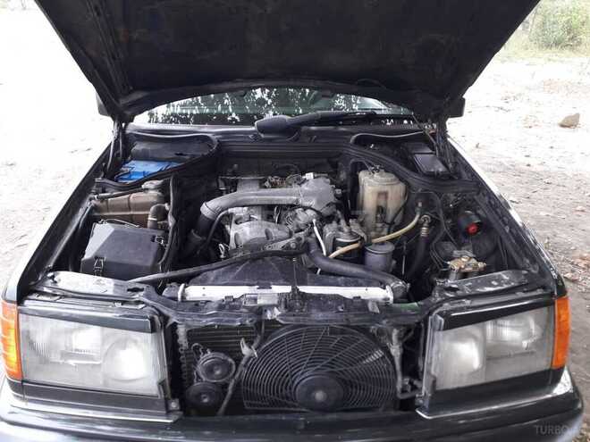 Mercedes E 250 1992, 450,000 km - 2.5 л - Gəncə