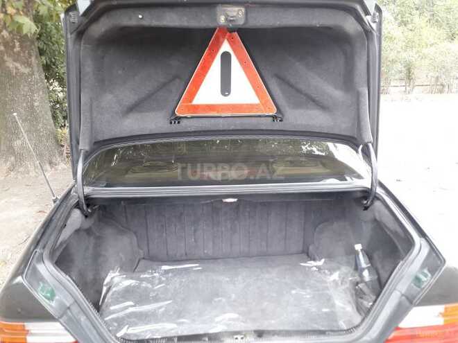 Mercedes E 250 1992, 450,000 km - 2.5 л - Gəncə