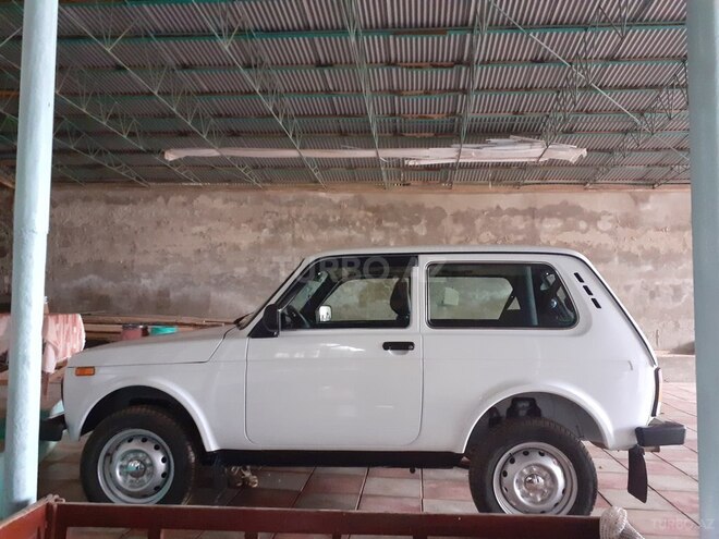 LADA (VAZ) Niva 2016, 110,000 km - 1.7 l - Tovuz