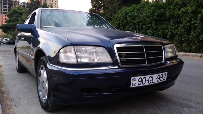 Mercedes C 220 1995, 420,000 km - 2.2 l - Bakı