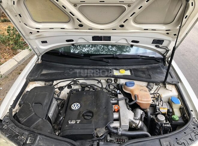 Volkswagen Passat 2003, 320,000 km - 2.0 l - Bakı