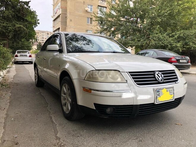 Volkswagen Passat 2003, 320,000 km - 2.0 l - Bakı