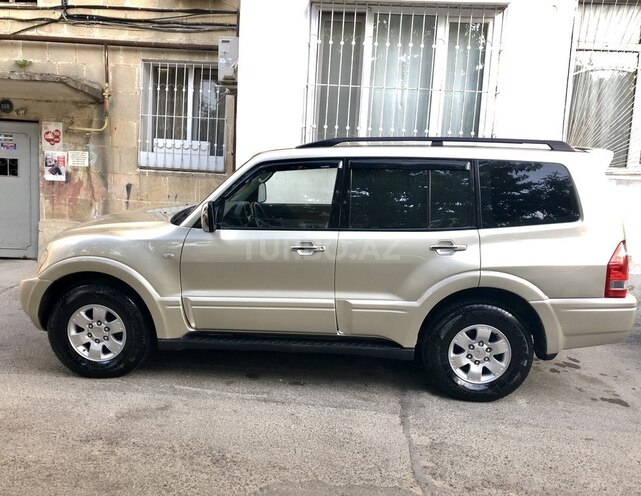 Mitsubishi Pajero 2005, 176,000 km - 3.0 l - Bakı