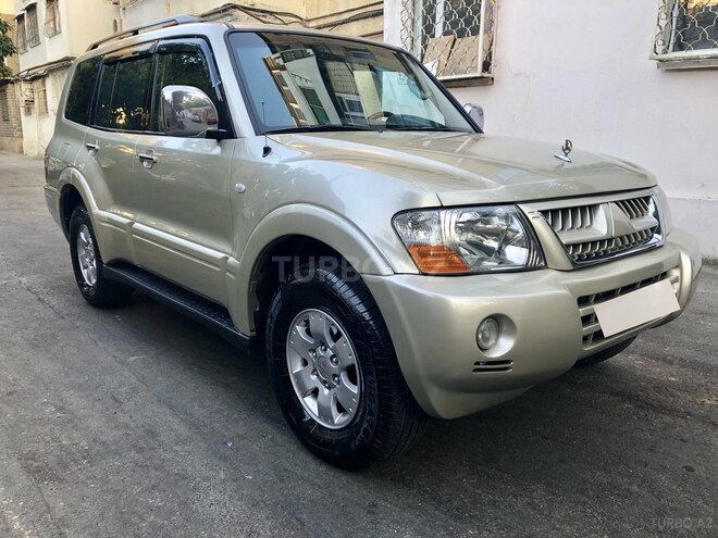 Mitsubishi Pajero 2005, 176,000 km - 3.0 l - Bakı