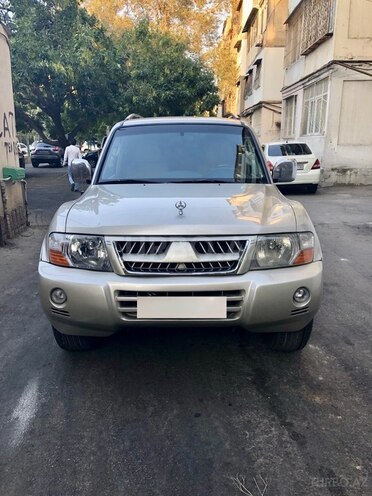 Mitsubishi Pajero 2005, 176,000 km - 3.0 l - Bakı