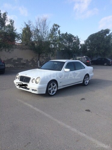 Mercedes E 240 1998, 270,000 km - 2.4 l - Bakı