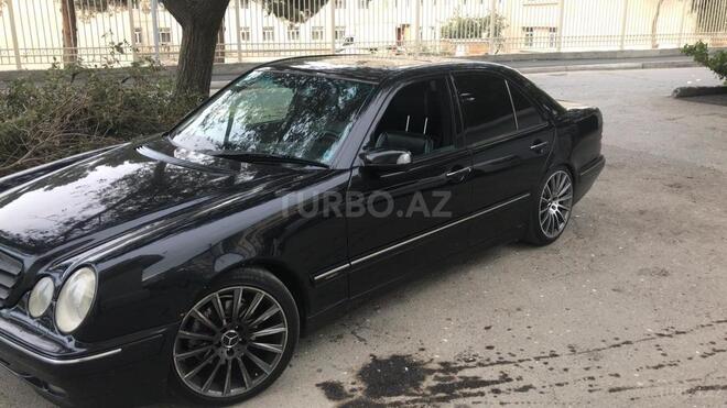 Mercedes E 320 2000, 260,000 km - 3.2 л - Bakı