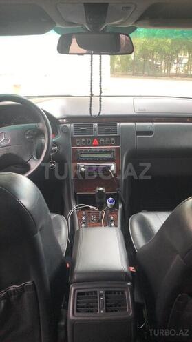 Mercedes E 320 2000, 260,000 km - 3.2 л - Bakı