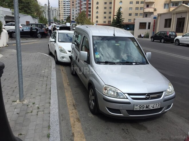 Opel Combo 2005, 215,417 km - 1.6 l - Bakı