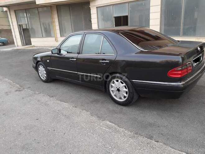 Mercedes C 230 1997, 331,665 km - 2.3 л - Bakı