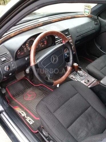 Mercedes C 240 1999, 283,000 km - 2.4 л - Bakı