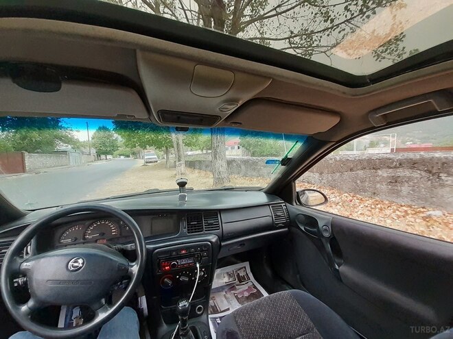 Opel Vectra 1996, 235,000 km - 1.8 l - Şəki