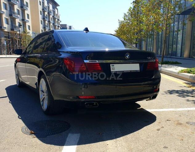 BMW 750 2009, 176,000 km - 4.4 l - Bakı