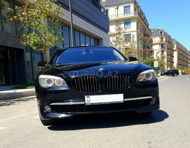 BMW 750 2009, 176,000 km - 4.4 l - Bakı