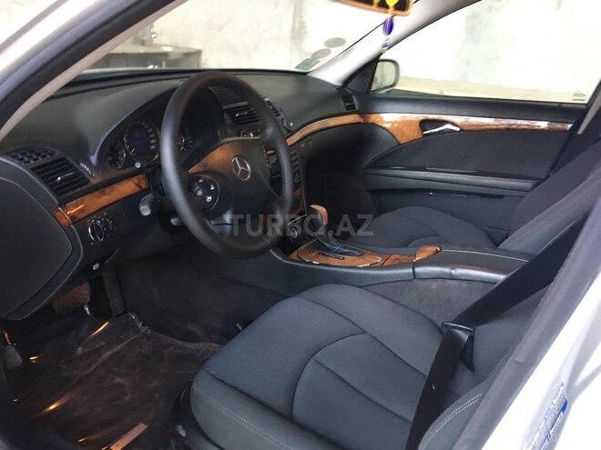 Mercedes E 240 2003, 164,719 km - 2.6 l - Oğuz
