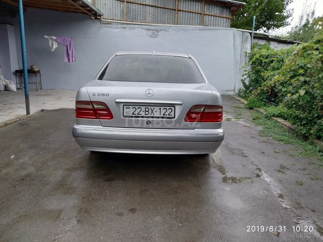 Mercedes C 280 2001, 297,227 km - 2.8 l - Goranboy