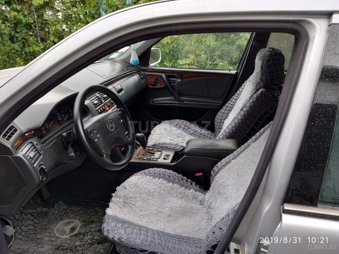 Mercedes C 280 2001, 297,227 km - 2.8 l - Goranboy