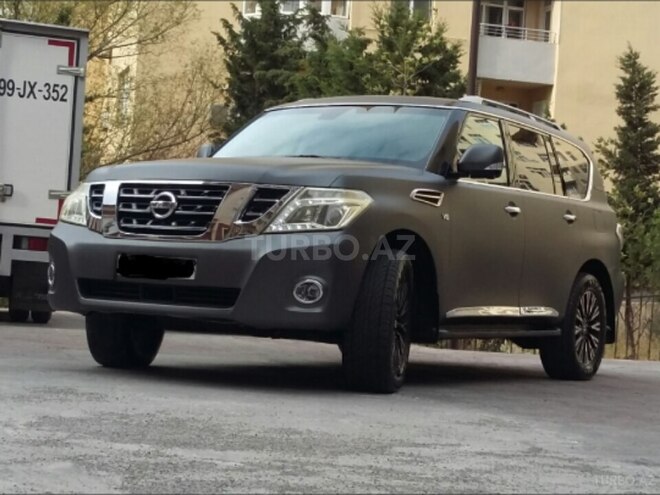 Nissan Patrol 2010, 126,000 km - 5.6 l - Bakı