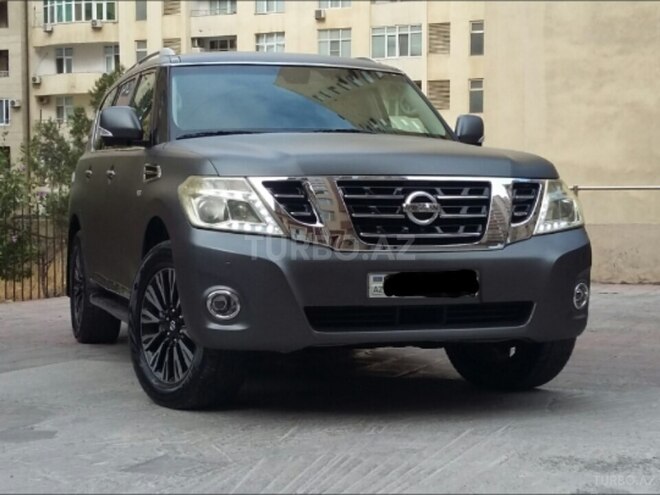 Nissan Patrol 2010, 126,000 km - 5.6 l - Bakı