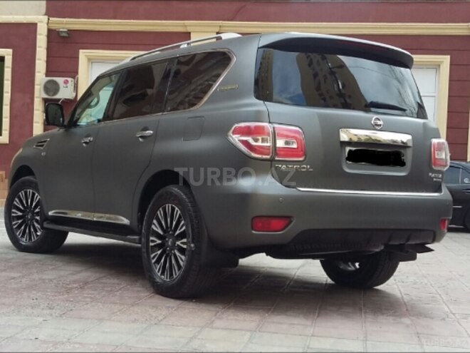 Nissan Patrol 2010, 126,000 km - 5.6 l - Bakı