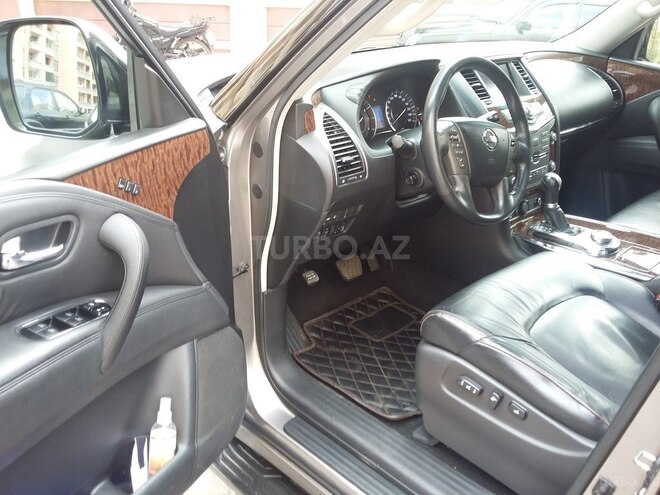 Nissan Patrol 2010, 126,000 km - 5.6 l - Bakı