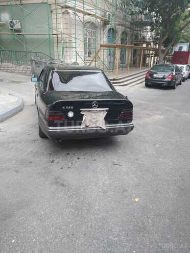 Mercedes E 320 1994, 346,400 km - 3.2 l - Bakı