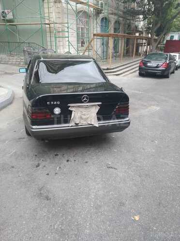 Mercedes E 320 1994, 346,400 km - 3.2 l - Bakı